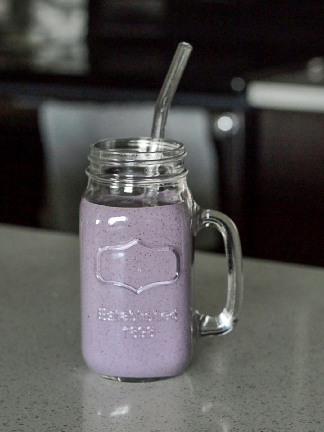 My Simple + Healthy 6 Ingredient Go-To Smoothie Recipe