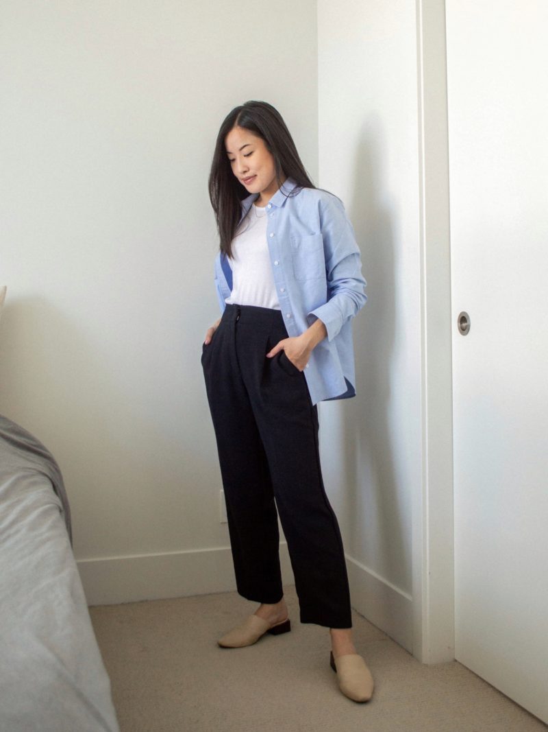 Easy Summer to Fall Transition Outfits - Everlane Relaxed Oxford Shirt ...