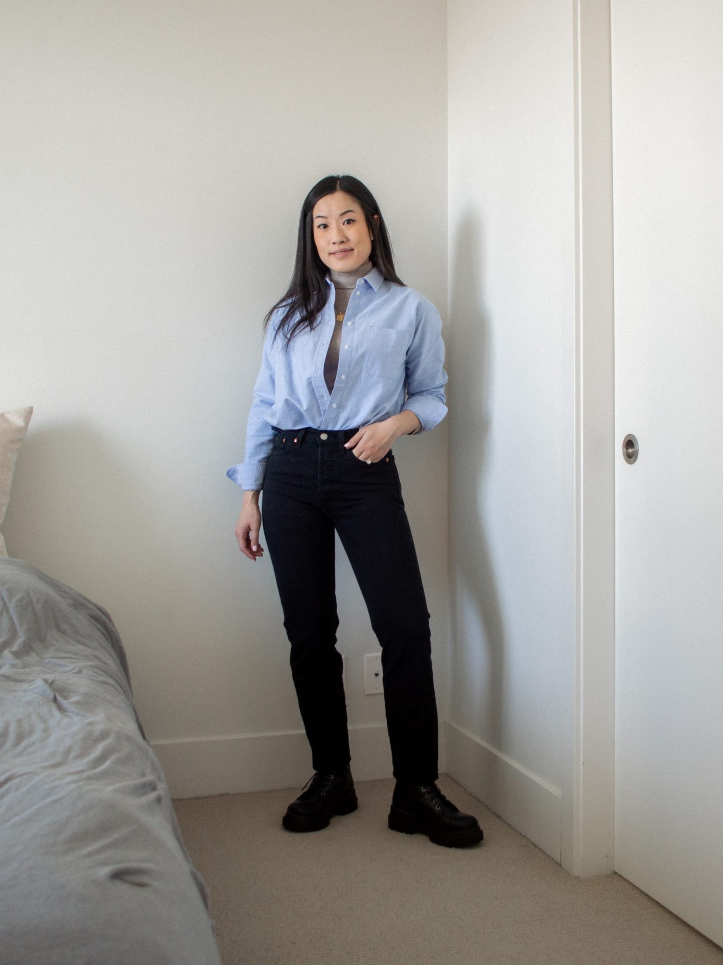 Outfit details - Everlane Relaxed Oxford Shirt, Levi's Wedgie Straight Jeans, L'intervalle Bolt Black Leather boots, A.P.C. Black Demi-Lune Bag, simple fall outfit, blue oxford shirt style, black straight leg jeans outfit