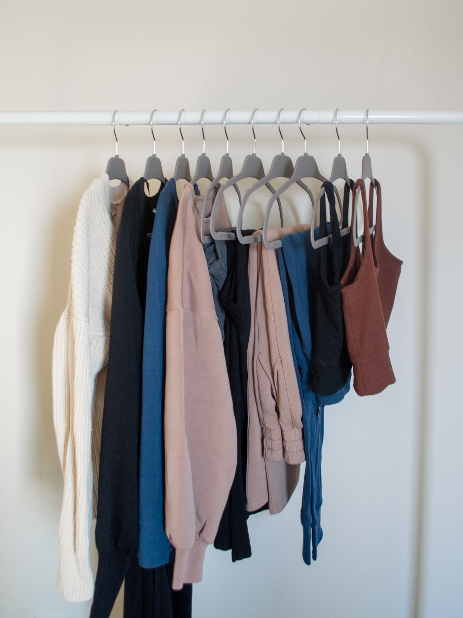 13 Simple Clothing Basics to Start a “Slow Fashion” Wardrobe With